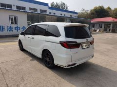 Honda Odyssey 2.0L e:HEV Sharp Radiance Edition - ფოტო 5