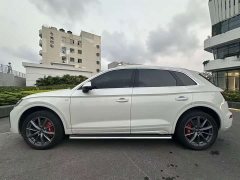 Audi Q5L 40T Luxury Elegant Edition - ფოტო 3