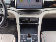 BYD Song Plus New Energy Glory Edition EV 520km Deluxe - ფოტო 9