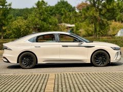 Lincoln Z 2.0T - ფოტო 5