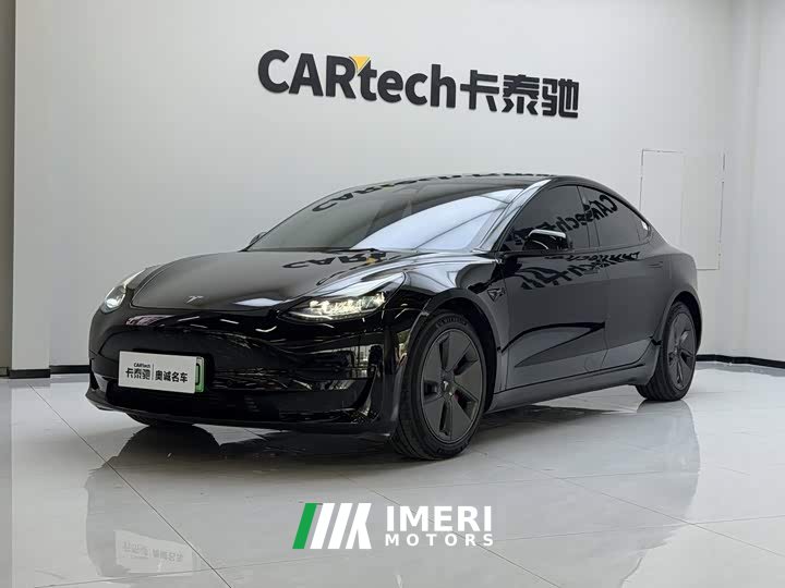 Tesla Model 3 Rear-Wheel Drive
