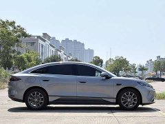 BYD Qin L 2025 EV 470KM Leading Edition - ფოტო 8