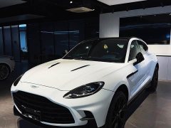 Aston Martin DBX 2025 4.0T V8 707 - ფოტო 1