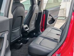 Tesla Model Y Long Range All-Wheel Drive - ფოტო 17