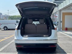 NIO ES8 Six-Seat Executive Luxury Edition - ფოტო 8