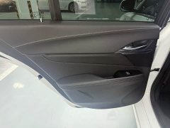 Cadillac CT4 28T Premium - ფოტო 13
