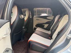 BYD Dolphin 405km Fashion Edition - ფოტო 11