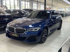 BMW 5 Series 530Li Luxury M Sport Package - ფოტო 1