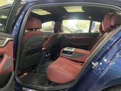 BMW 5 Series 530Li Luxury M Sport Package - ფოტო 5