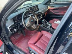 BMW 5 Series Facelift 530Li Luxury M Sport Package - ფოტო 4