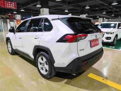 Toyota RAV4 2022 2.0L CVT FWD Urban Edition - ფოტო 11