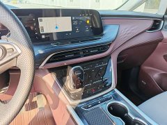 Buick GL8 Avenir Six-Seat Wisdom Courtesy Edition - ფოტო 10
