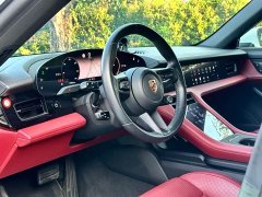 Porsche Taycan - ფოტო 10
