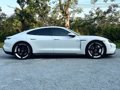 Porsche Taycan - ფოტო 7