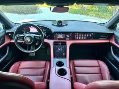 Porsche Taycan - ფოტო 8