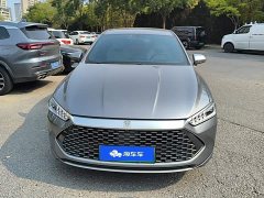 BYD Qin PLUS Glory Edition DM-i 55KM Leading - ფოტო 2