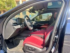 BMW 5 Series 530Li Premier M Sport Package - ფოტო 4
