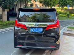Toyota Alphard Hybrid 2.5L Luxury - ფოტო 3