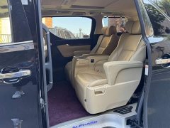 Toyota Alphard Hybrid 2.5L Luxury - ფოტო 6