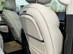Voyah Lantu Dreamchaser PHEV AWD Flagship Kunpeng Edition - ფოტო 8