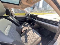 Volkswagen Jetta Facelift 300TSI DSG Excellence Edition - ფოტო 11