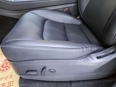 Tesla Model Y Long Range All-Wheel Drive - ფოტო 8