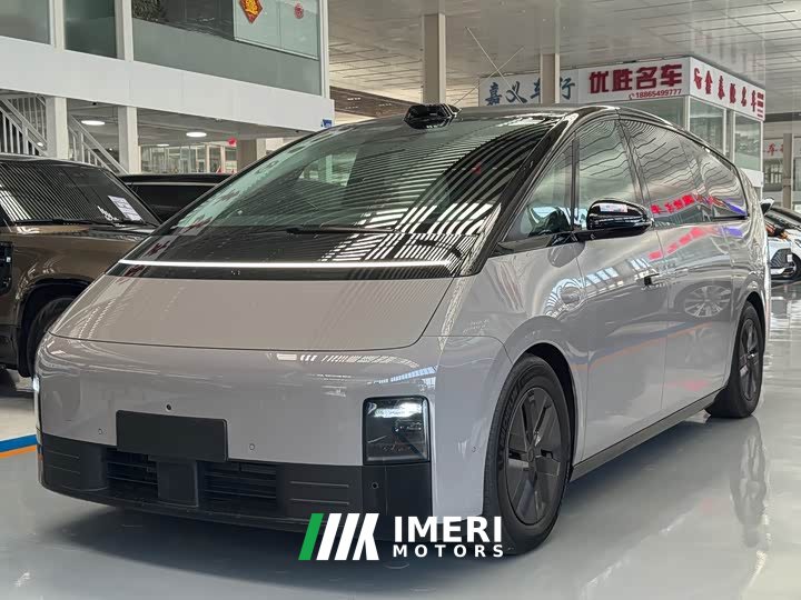Li Auto Li Xiang MEGA Ultra - ავტომობილი ჩინეთიდან