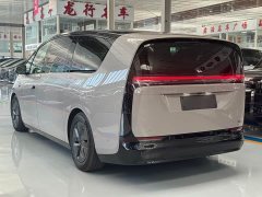 Li Auto Li Xiang MEGA Ultra - ფოტო 6