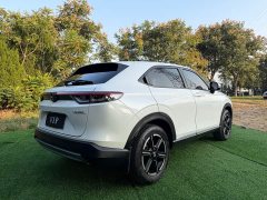 Honda Vezel 1.5L CVT Elite - ფოტო 6