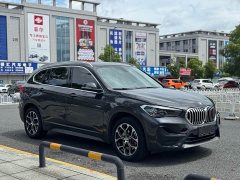 BMW X1 sDrive25Li Leading Edition - ფოტო 3