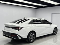 Hyundai Elantra 1.5L CVT GLX Elite - ფოტო 4