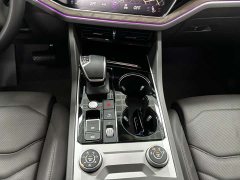 Volkswagen Touareg 3.0TSI Rui Xiang Edition Obsidian Black Sport Package - ფოტო 17