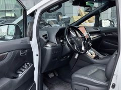 Toyota Alphard 2021 Hybrid 2.5L Premium Edition - ფოტო 4