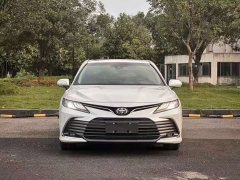 Toyota Camry 2021 2.0G Luxury - ფოტო 2