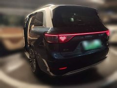 AITO M9 Pure Electric Ultra 100kWh 6-Seater - ფოტო 4