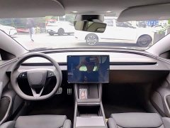 Tesla Model 3 High-Performance AWD Version - ფოტო 10