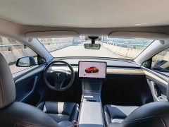 Tesla Model Y 2022 Facelift Rear-Wheel Drive - ფოტო 8