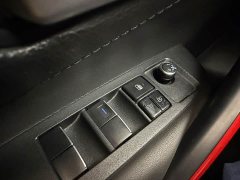 Toyota Corolla Hybrid 1.8H E-CVT Sport - ფოტო 11