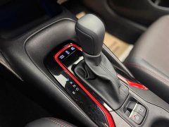 Toyota Corolla Hybrid 1.8H E-CVT Sport - ფოტო 12