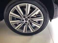 Land Rover Range Rover 3.0 L6 400PS HSE Long Wheelbase - ფოტო 4