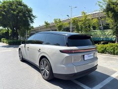 Li Auto i8 2025 Standard Edition - ფოტო 8