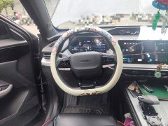 Changan Oushang Z6 Blue Whale 1.5T DCT Smart Premium Edition - ფოტო 11
