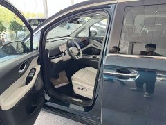 Voyah Lantu Dreamchaser PHEV AWD Flagship Kunpeng Edition - ფოტო 6