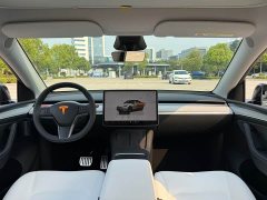 Tesla Model Y 2024 Rear-Wheel Drive - ფოტო 9