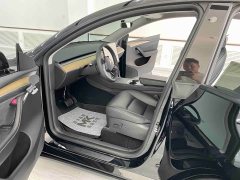 Tesla Model Y 2022 Facelift Rear-Wheel Drive - ფოტო 15