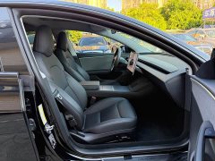 Tesla Model 3 Rear-Wheel Drive - ფოტო 4