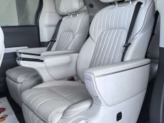 Voyah Lantu Dreamchaser PHEV AWD Flagship Kunpeng Edition - ფოტო 13