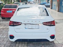 SAIC MG i5 1.5L CVT Star Shine Edition - ფოტო 10