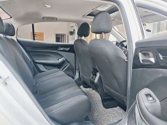 SAIC MG i5 1.5L CVT Star Shine Edition - ფოტო 11