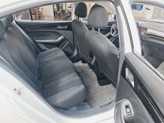SAIC MG i5 1.5L CVT Star Shine Edition - ფოტო 3